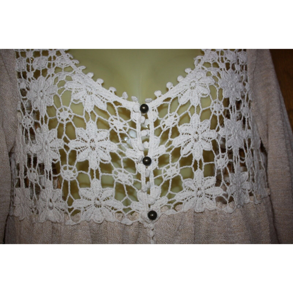 Ya Los Angeles Crochet Top Sz L Beige LS Button Down Women's Fashion - Picture 4 of 6